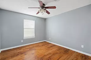 139 Horn Ct, Baytown, TX 77523 - Photo 19