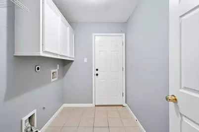 139 Horn Court, Baytown, TX 77523 - Photo 23