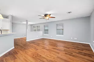 139 Horn Ct, Baytown, TX 77523 - Photo 5