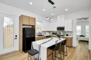 7129 Sidney St, Houston, TX 77021 - Photo 9