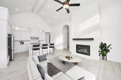 9438 Chateau Hill, Iowa Colony, TX 77578 - Photo 3