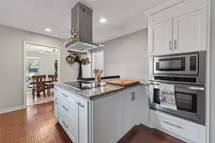 1426 Heathwood Dr, Houston, TX 77077 - Photo 27