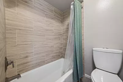 1426 Heathwood Drive, Houston, TX 77077 - Photo 35