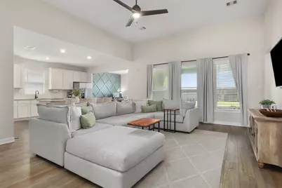 13709 Gaff Rig Drive, Texas City, TX 77510 - Photo 7