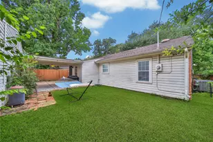 1607 Libbey Dr, Houston, TX 77018 - Photo 13
