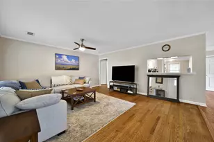 1607 Libbey Dr, Houston, TX 77018 - Photo 9