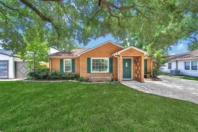 1607 Libbey Drive, Houston, TX 77018 - Photo 1