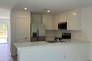 18792 Loom dr, Conroe, TX 77306 - Photo 3