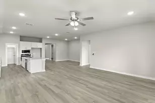 19214 Trinity Ter Ln, Spring, TX 77379 - Photo 5