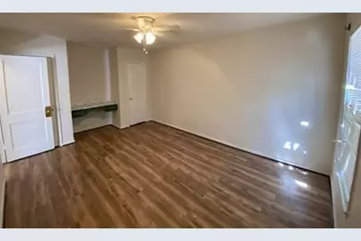 4420 Roseland Street #04, Houston, TX 77006 - Photo 7