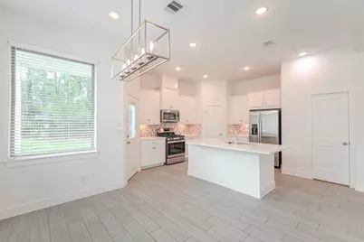 112 Red Cascade Court, Willis, TX 77318 - Photo 11