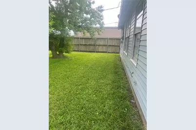 102 Forest Oaks Ln, Lake Jackson, TX 77566 - Photo 15