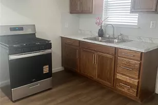 102 Forest Oaks Ln, Lake Jackson, TX 77566 - Photo 7
