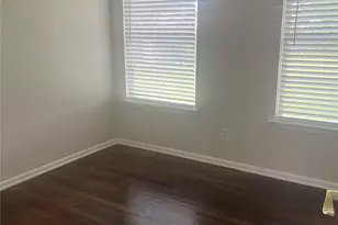 102 Forest Oaks Ln, Lake Jackson, TX 77566 - Photo 11