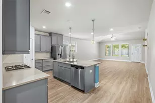 21715 Rose Maris Ln, Tomball, TX 77377 - Photo 5