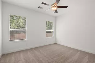 612 Crested Duck Ct, Willis, TX 77318 - Photo 5