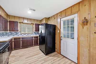 3495 Redwood Drive, Beaumont, TX 77703 - Photo 11