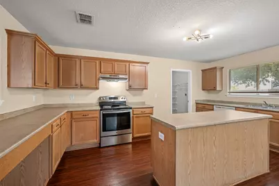 9106 Laguna Rio, San Antonio, TX 78251 - Photo 17