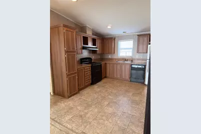 31816 Waller Tomball Rd 25, Waller, TX 77484 - Photo 11