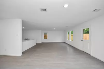 13499 Bay Springs Dr, Conroe, TX 77303 - Photo 21