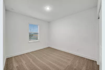 12122 Autumn Leaf Drive, Mont Belvieu, TX 77535 - Photo 5