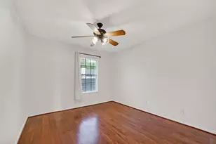 7505 Memorial Woods Dr, Houston, TX 77024 - Photo 23