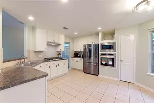 6014 Knollwood Tr, Spring, TX 77373 - Photo 9