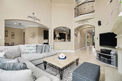 510 Olmstead Park Drive, Sugar Land, TX 77479 - Photo 5