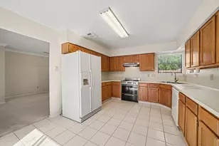 10038 Wayward Wind Ln, Houston, TX 77064 - Photo 15