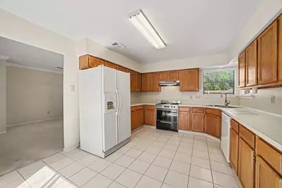 10038 Wayward Wind Lane, Houston, TX 77064 - Photo 15