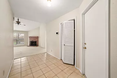 10038 Wayward Wind Lane, Houston, TX 77064 - Photo 7