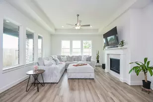 31915 Sky Rdg Ln, Fulshear, TX 77441 - Photo 3