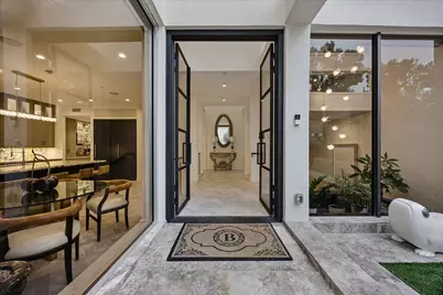 45 Briar Hollow #6, Houston, TX 77027 - Photo 3