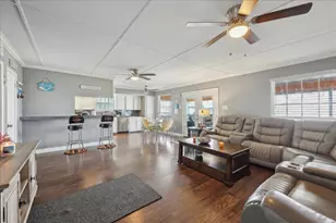 22922 Lunes St, Galveston, TX 77554 - Photo 9