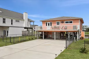 22922 Lunes St, Galveston, TX 77554 - Photo 5