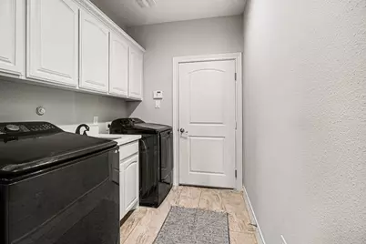 714 S Kansas Street, La Porte, TX 77571 - Photo 23