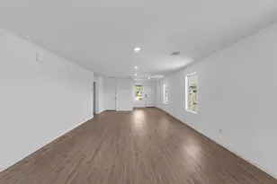 21612 Casavatore Dr, New Caney, TX 77357 - Photo 7