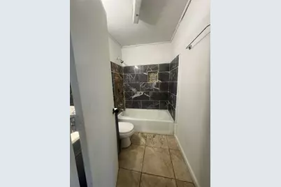 9113 Oak Knoll Lane, Houston, TX 77078 - Photo 17