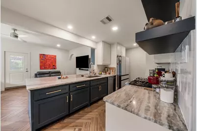 1913 Thonig Road, Houston, TX 77055 - Photo 25