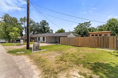 1913 Thonig Road, Houston, TX 77055 - Photo 5