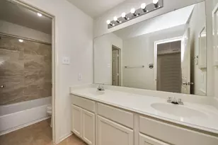 12207 Meadow Ln Ct, Meadows Place, TX 77477 - Photo 31