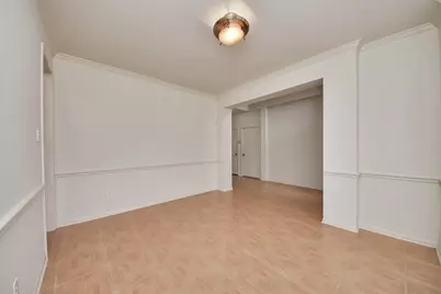 12207 Meadow Lane Court, Meadows Place, TX 77477 - Photo 9
