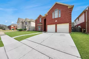 12207 Meadow Ln Ct, Meadows Place, TX 77477 - Photo 5