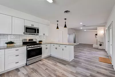 1703 N Roberson Street, Conroe, TX 77301 - Photo 33