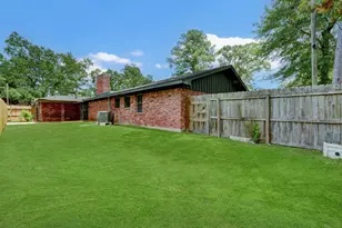 1703 N Roberson St, Conroe, TX 77301 - Photo 5
