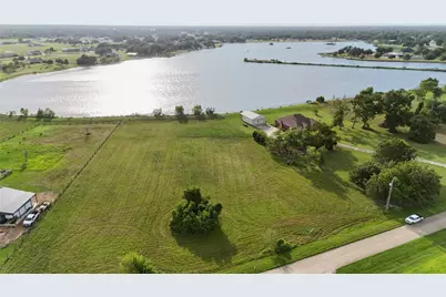 744 Wagon Wheel Trail, Angleton, TX 77515 - Photo 3