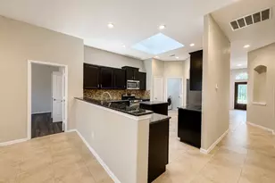 2462 Garden Shadow Dr, Conroe, TX 77384 - Photo 5
