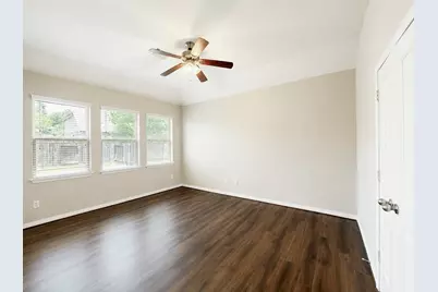 2462 Garden Shadow Drive, Conroe, TX 77384 - Photo 11