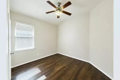 2462 Garden Shadow Drive, Conroe, TX 77384 - Photo 9