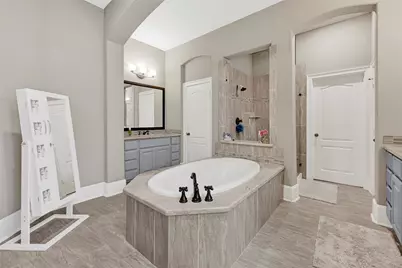 5018 Lockridge Sky Lane, Sugar Land, TX 77479 - Photo 19